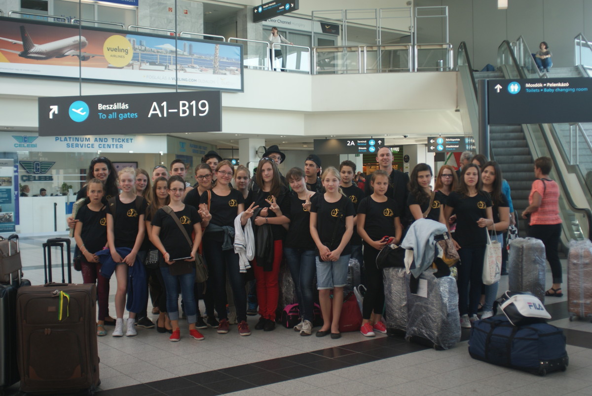 Törökországban a Pulykakakas csoport!